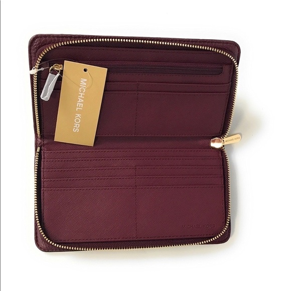 ๐ฅ ON SALE ๐ฅ Hamilton Traveler Large Zip Around Leather Wallet - Picture 3 of 12